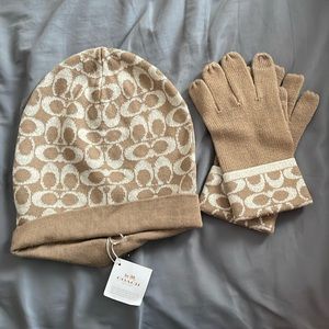 NEW WITH TAG - Coach hat & gloves